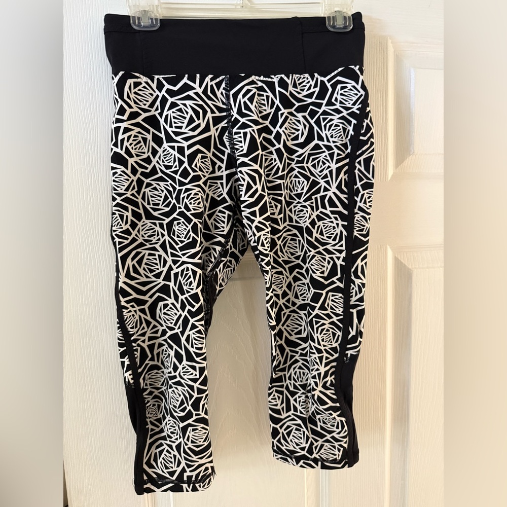 Lululemon capris